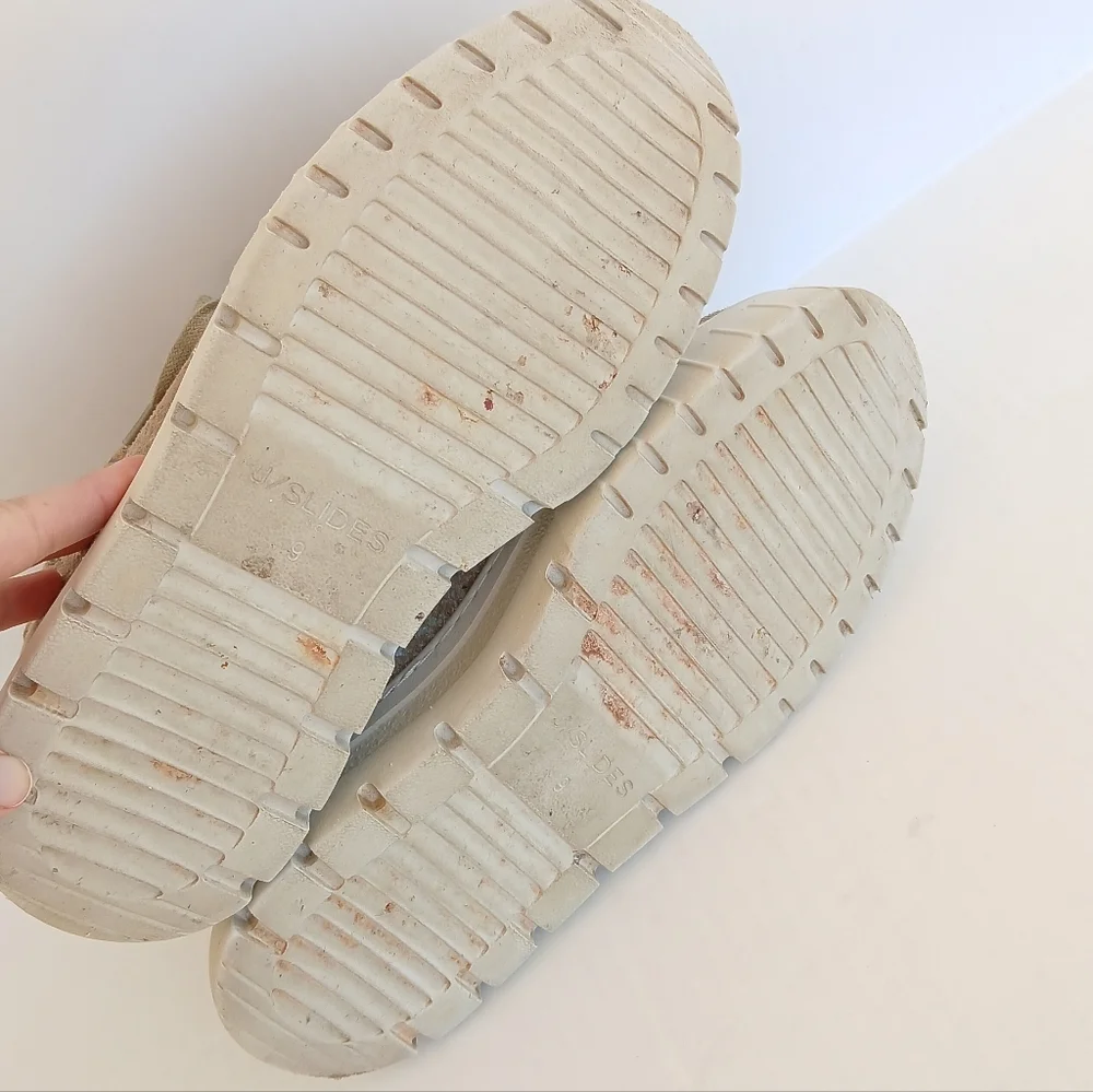 J Slides Roger Platform Leather Embossed Sneakers